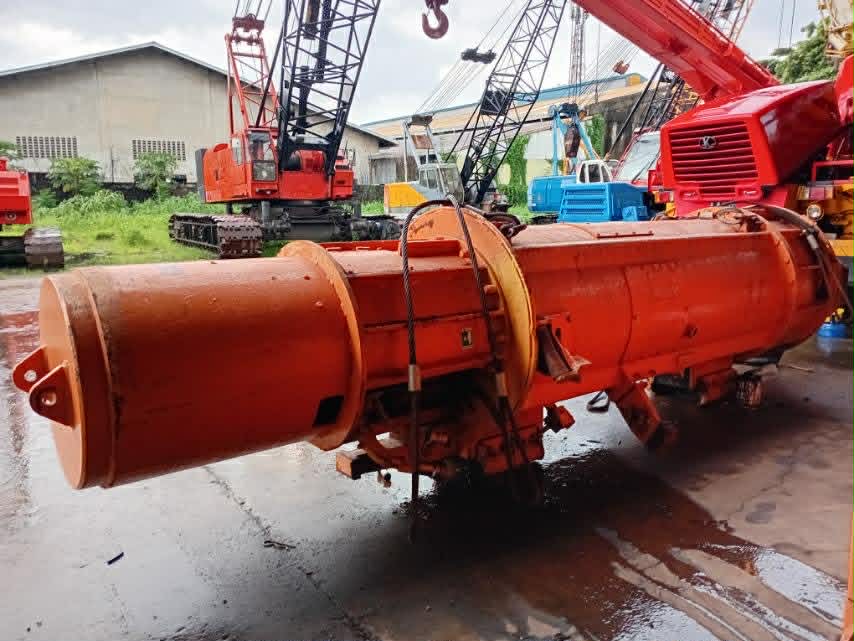 Nippon Sharyo NH70 hydraulic pile hammer