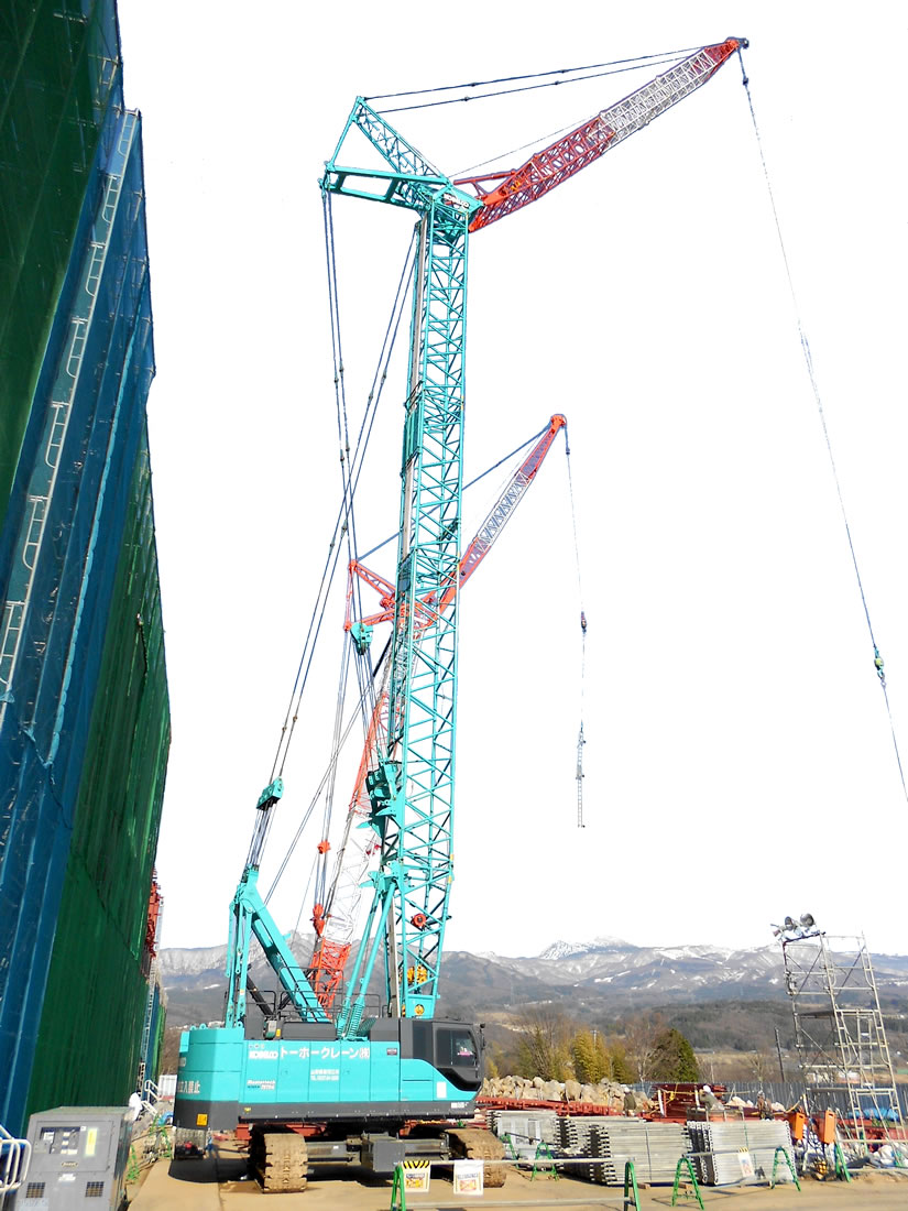 Kobelco Mastertech7070G — 70 Ton Crawler Crane image